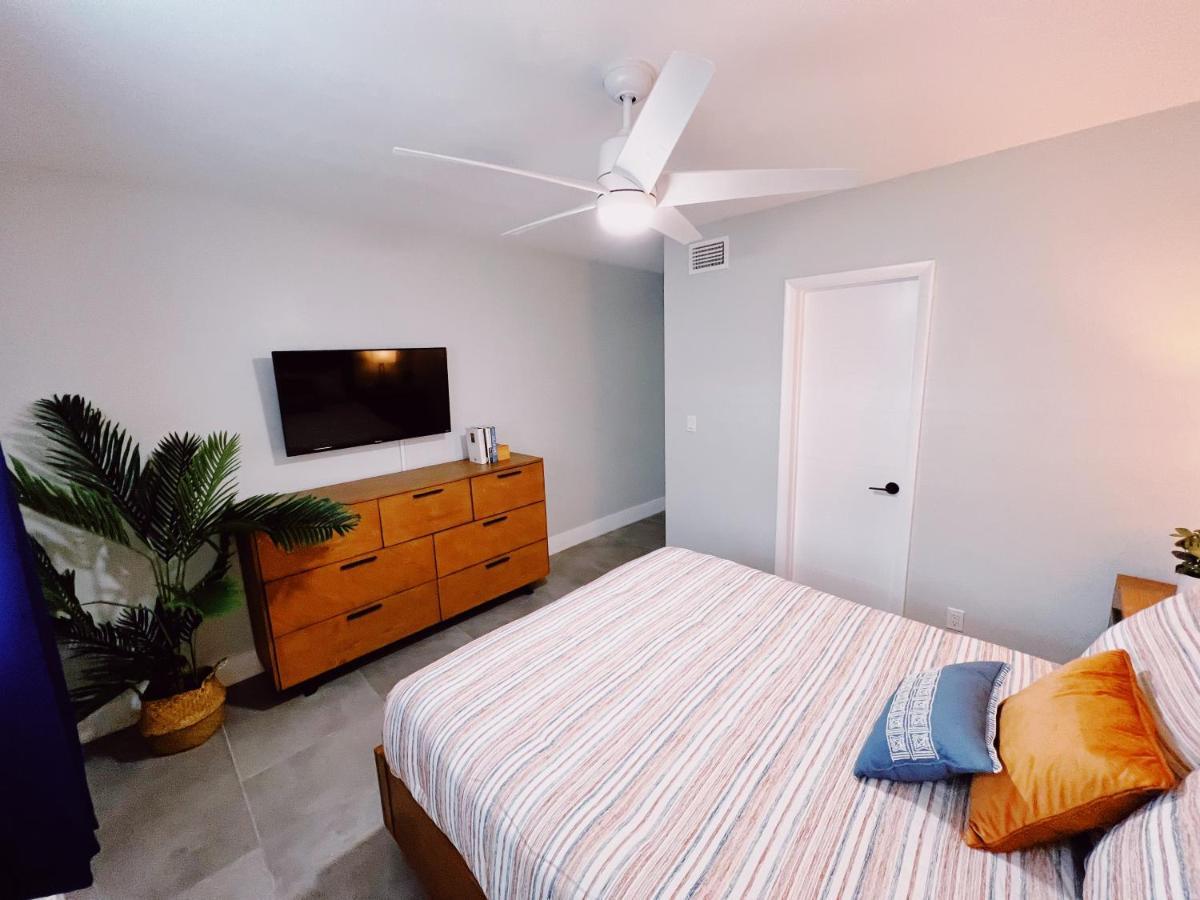 Holiday Park Apartments By Lowkl Fort Lauderdale Eksteriør billede