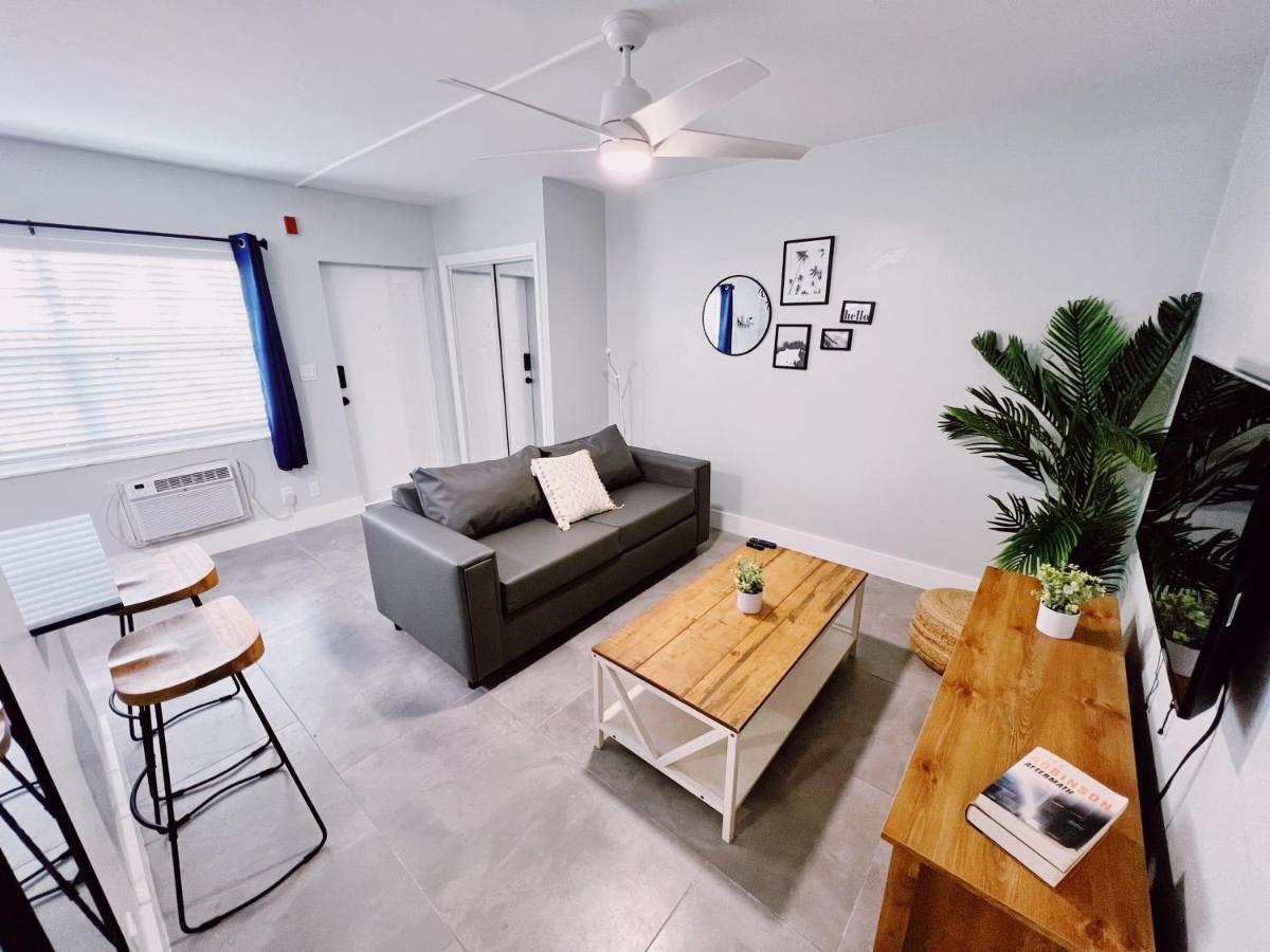 Holiday Park Apartments By Lowkl Fort Lauderdale Eksteriør billede