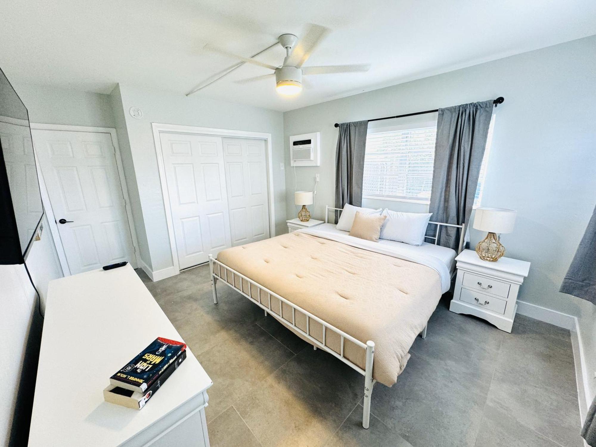 Holiday Park Apartments By Lowkl Fort Lauderdale Eksteriør billede