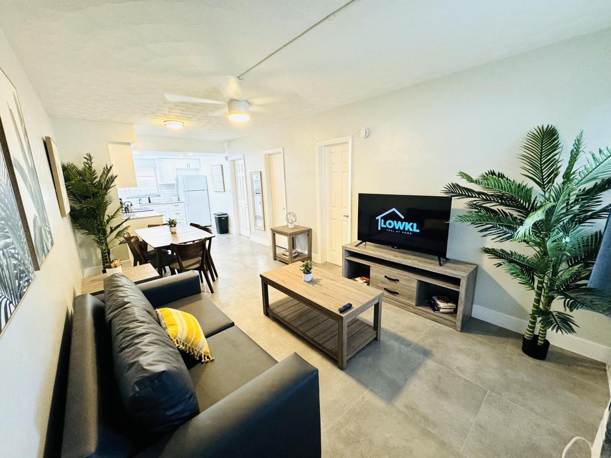 Holiday Park Apartments By Lowkl Fort Lauderdale Eksteriør billede