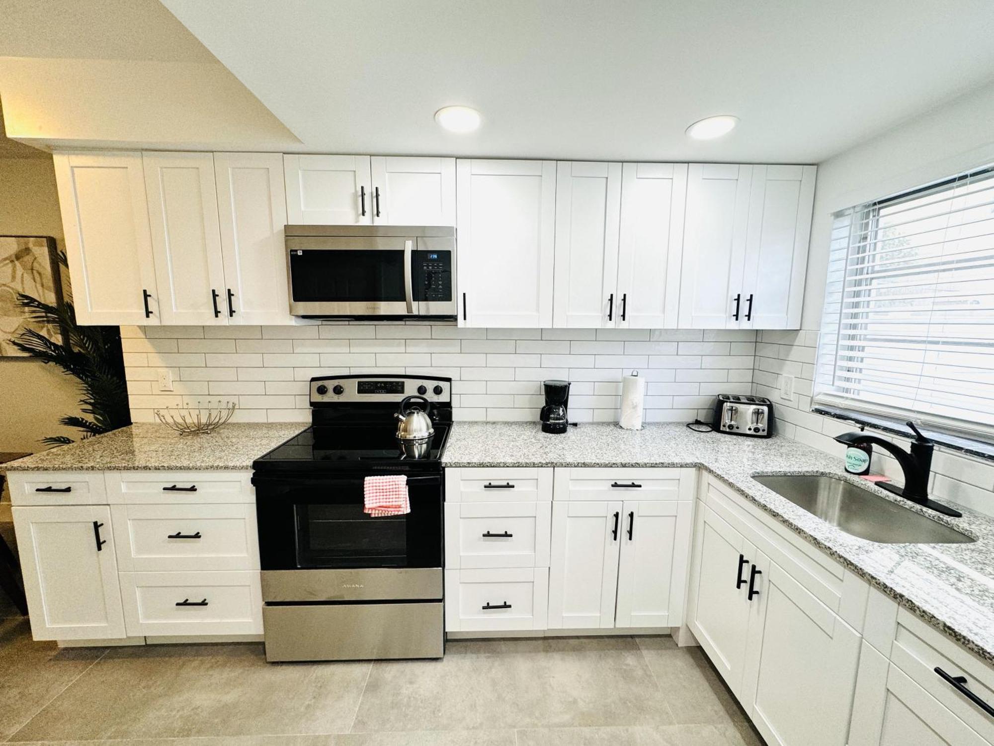 Holiday Park Apartments By Lowkl Fort Lauderdale Eksteriør billede