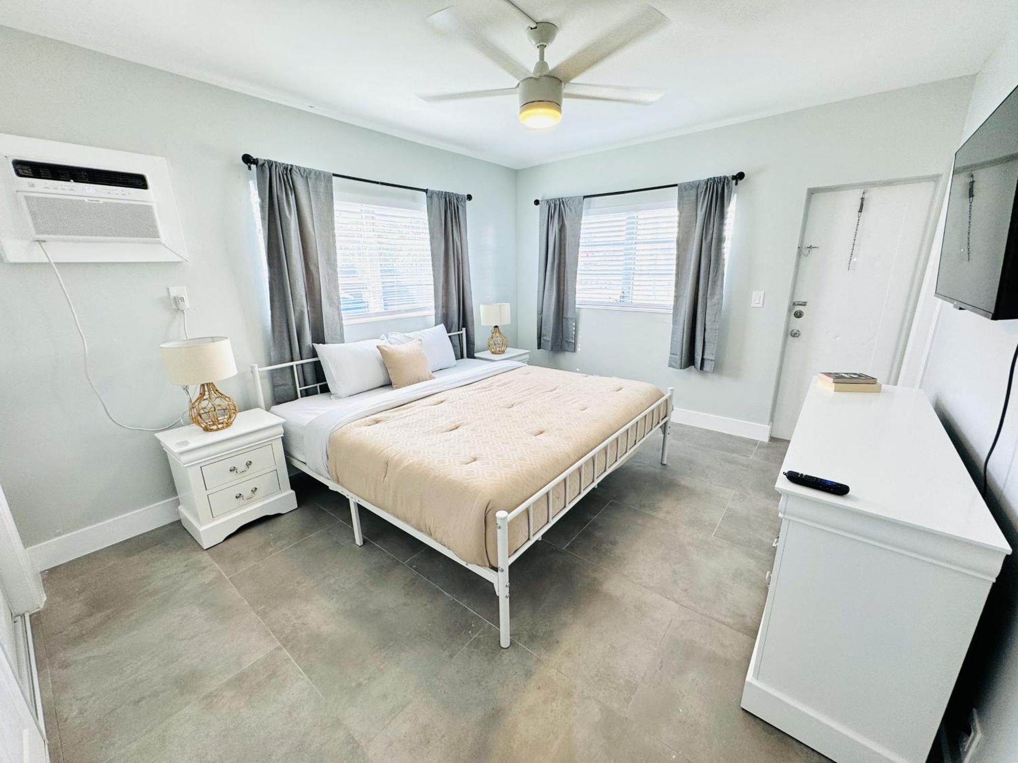 Holiday Park Apartments By Lowkl Fort Lauderdale Eksteriør billede