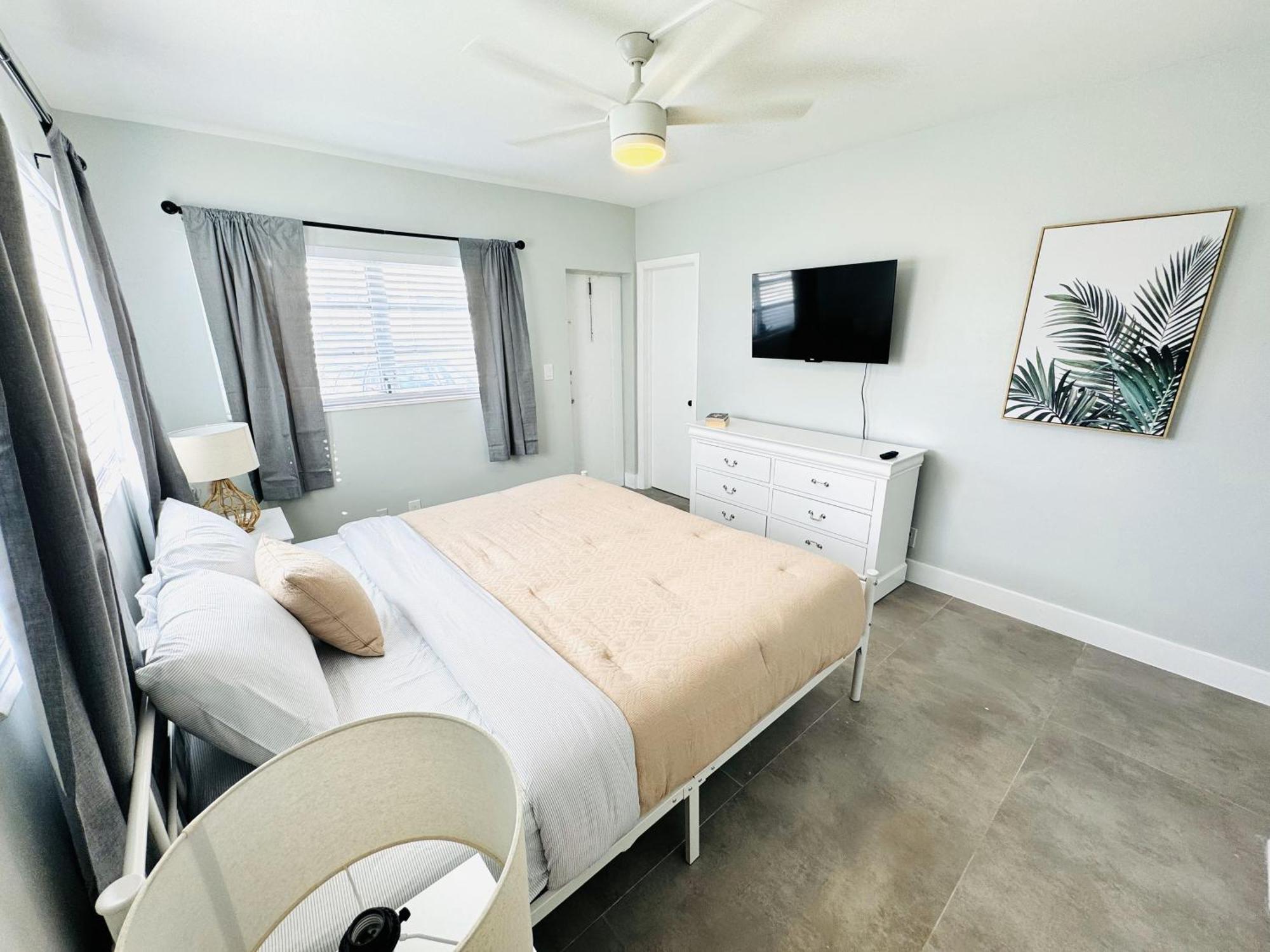Holiday Park Apartments By Lowkl Fort Lauderdale Eksteriør billede
