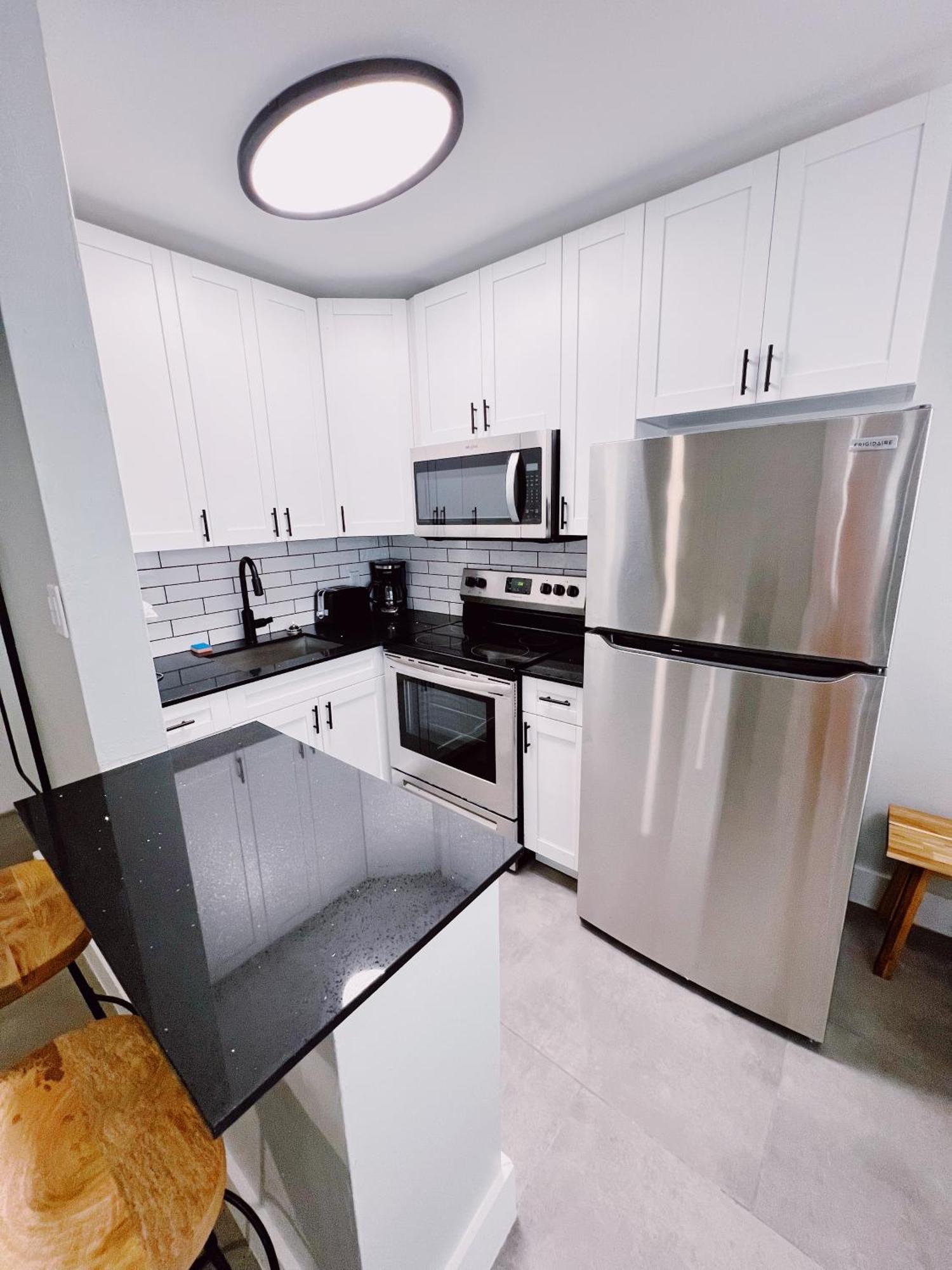 Holiday Park Apartments By Lowkl Fort Lauderdale Eksteriør billede